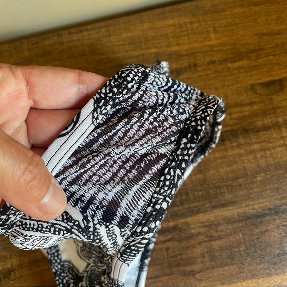 Victorias Secret Bikini Top Black Floral Bali Wave Mesh High Neck Crop Small S - Picture 2 of 15